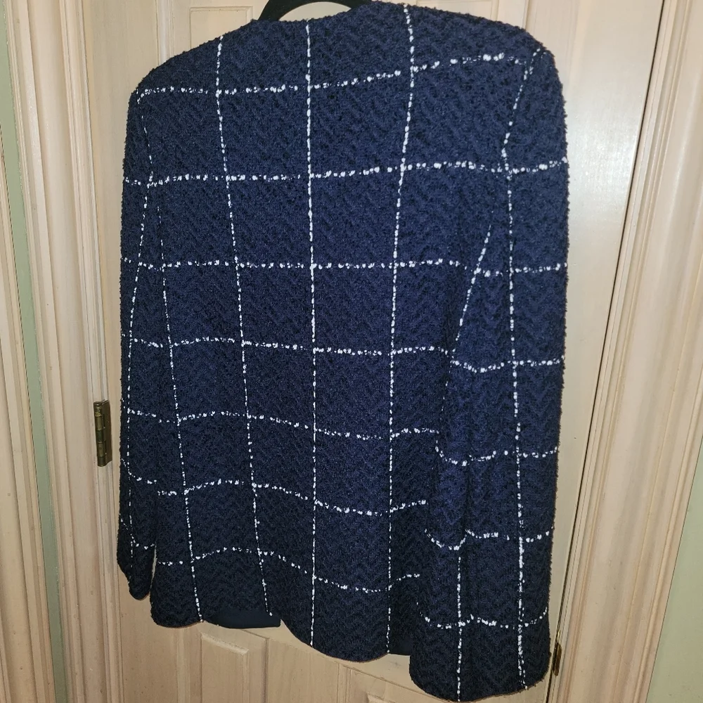 NWT St. John Sz 8 Herringbone Grid knit Double Breasted Jacket Navy/White Luxury - Picture 6 of 9